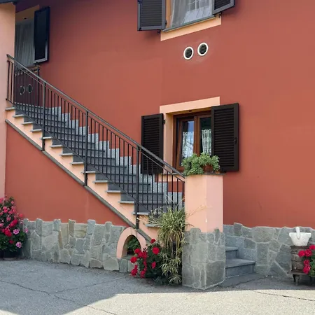 Al Ciliegio Del Turchino B&B 멜레