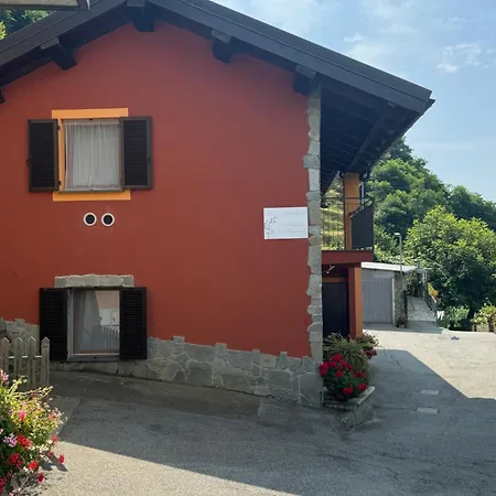 Al Ciliegio Del Turchino B&B 멜레