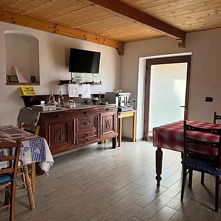 Al Ciliegio Del Turchino Panzió Mele